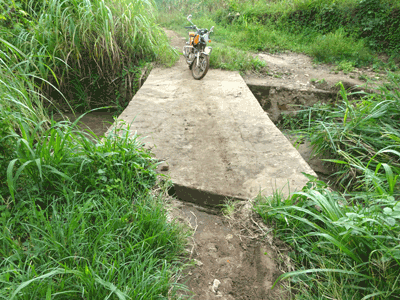 Pont sur la Mlolwa